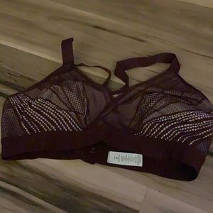 Lululemon Bra burgundy